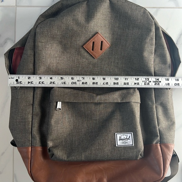 HERSCHEL SUPPLY CO. Heritage Canteen Crosshatch Saddle Brown Full Size Backpack - Picture 12 of 16